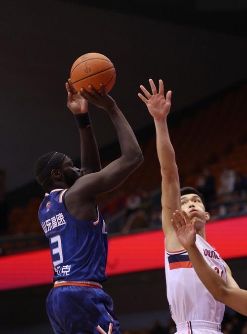 包含重庆力帆在主场取胜后信心大增，备战对手实力不俗的词条